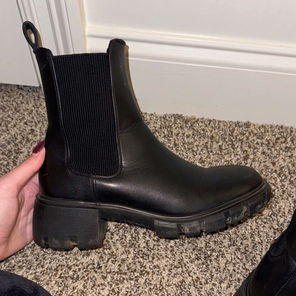 Steve Madden black Chelsea slip on boots - Picture 5 of 10